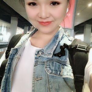 摄像头中年夫妇真实照片
